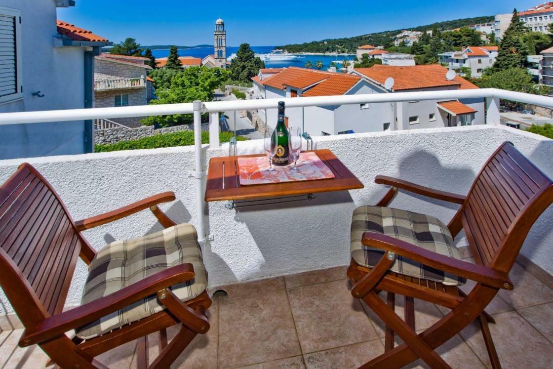 Apartments Jacky Хвар Экстерьер фото